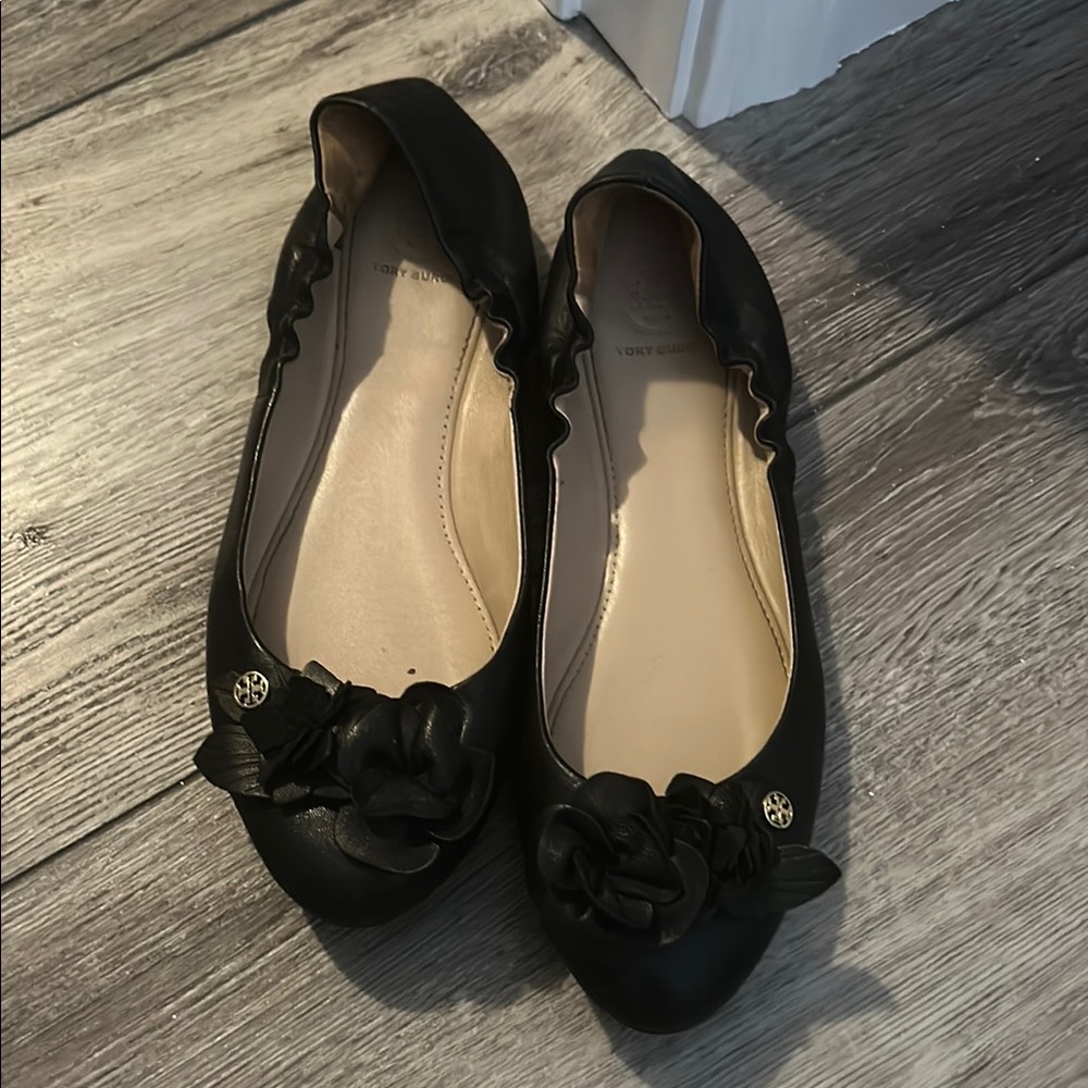 Black Leather Ballet Flats